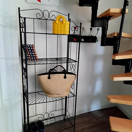 Dans Maison De Village
