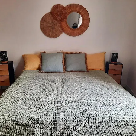 Dans Maison De Village *