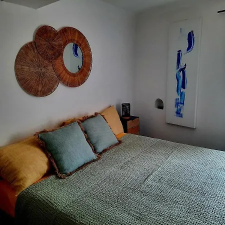 Dans Maison De Village