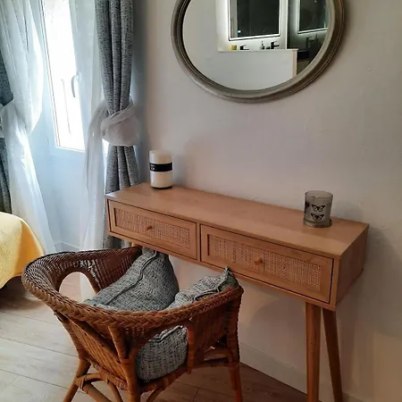 Dans Maison De Village 公寓 *